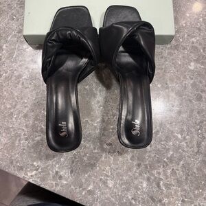 Jenn Ardor Black Knotted Slide Mules worn ONCE 8.5 women’s